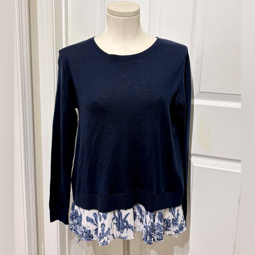 Club Monaco Long Sleeve Wool Sweater size L